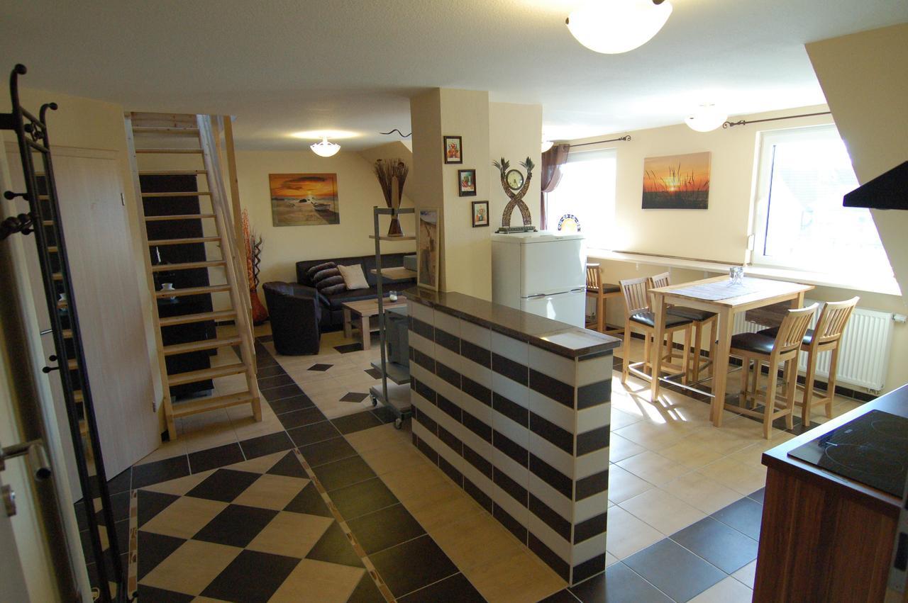 Nanis Hotel & Appartements Щайнхуде Екстериор снимка