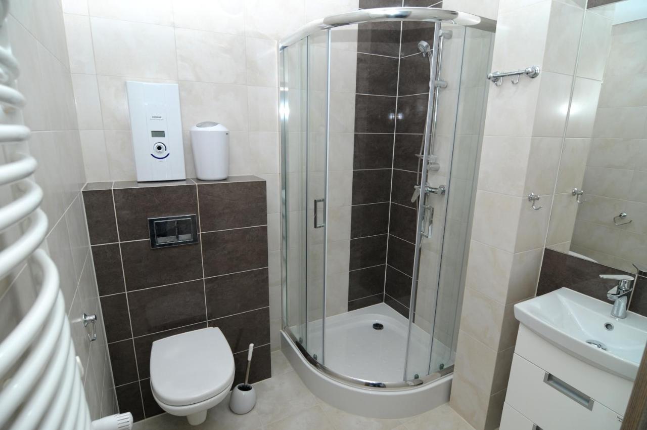 Nanis Hotel & Appartements Щайнхуде Екстериор снимка